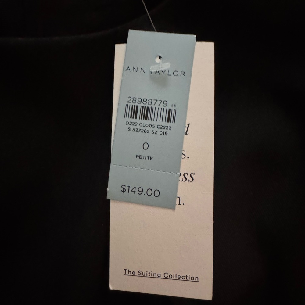 Ann Taylor The Scoop Neck Dress in Bi-Stretch Size 0 P NWT - Picture 7 of 8